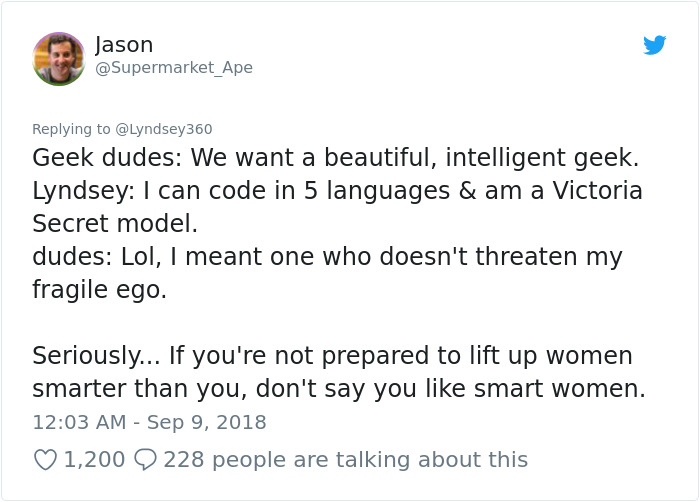 Internet Trolls Make Fun Of This Victoria's Secret Model For Saying She Can Code, Get Shut Down With Perfect Reply