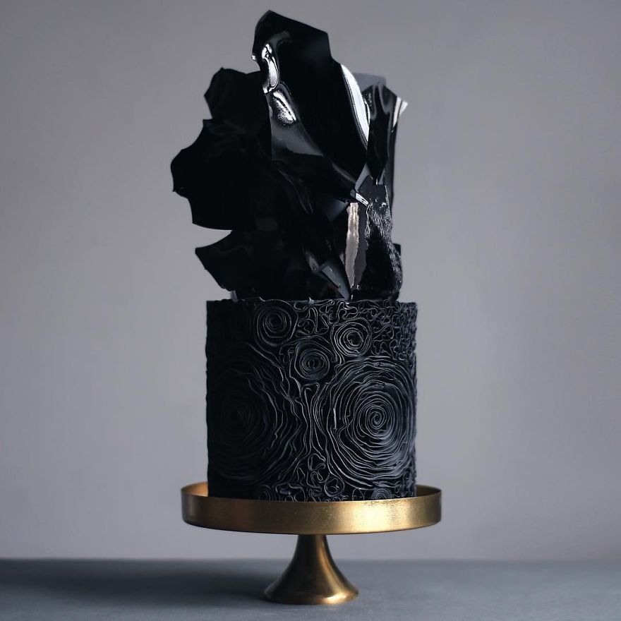 Russian Confectioners Make Elegant Cakes That Look More Like They Came Out Of A Fairy Tale