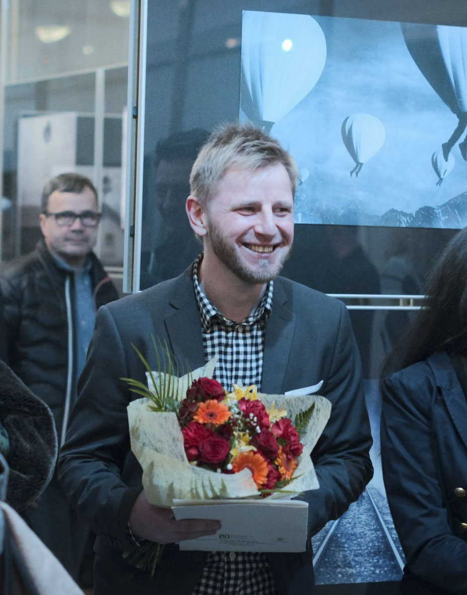 Artist-turns-animals-into-incredible-surreal-environments-and-the-result-impresses25