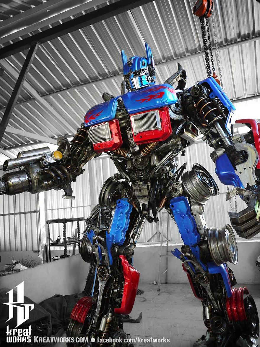 Artist Uses Recycled Metal To Make His Sculptures And The Result Is Incredible