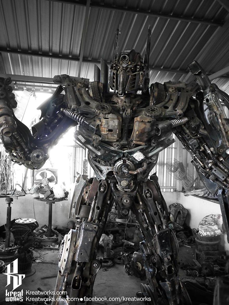 Artist Uses Recycled Metal To Make His Sculptures And The Result Is Incredible