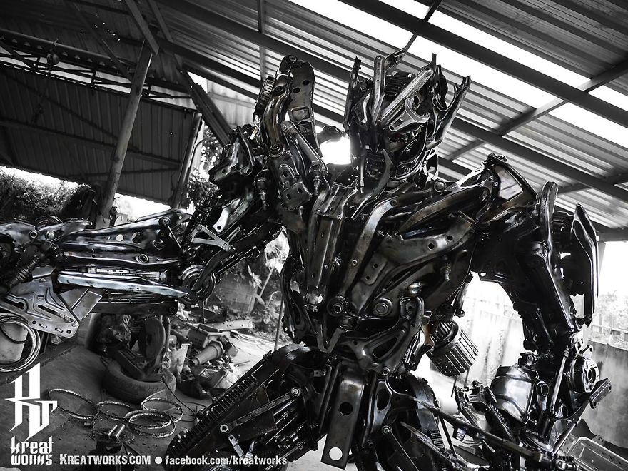 Artist Uses Recycled Metal To Make His Sculptures And The Result Is Incredible