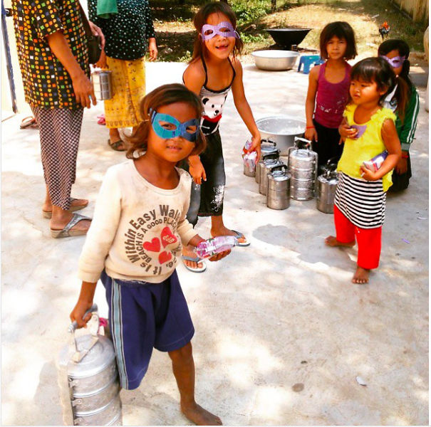 Aynebilim Soup Kitchen Of Cambodia: A Perfect Proof That Shows Even One Person Can Create A Big Difference