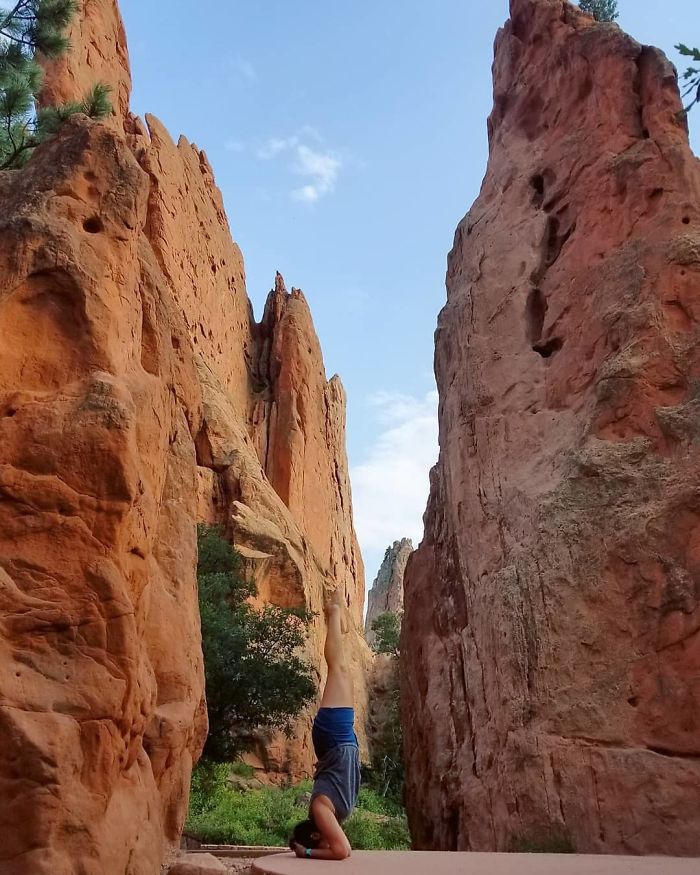 Rockin' My Headstand