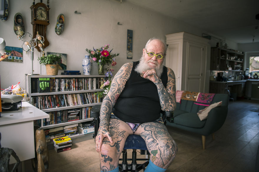 These Badass Tattooed Seniors We Captured Prove That You Shouldn’t Worry About Your Tattoos When You’re Old These Badass Tattooed Seniors We Captured Prove That You Shouldn’t Worry About Your Tattoos When You’re Old