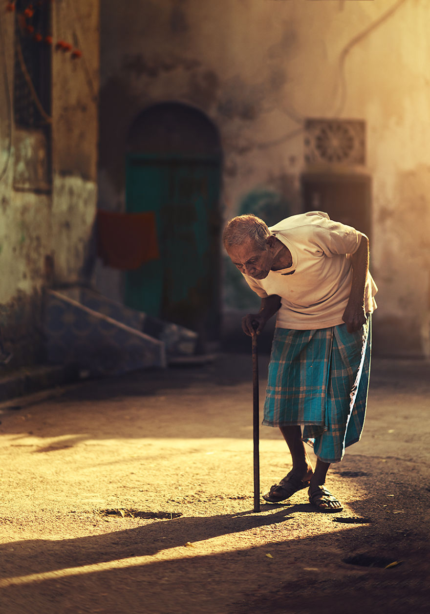 I Explore And Capture The Quiet Side Of City Life In The Narrow Streets Of South Asia