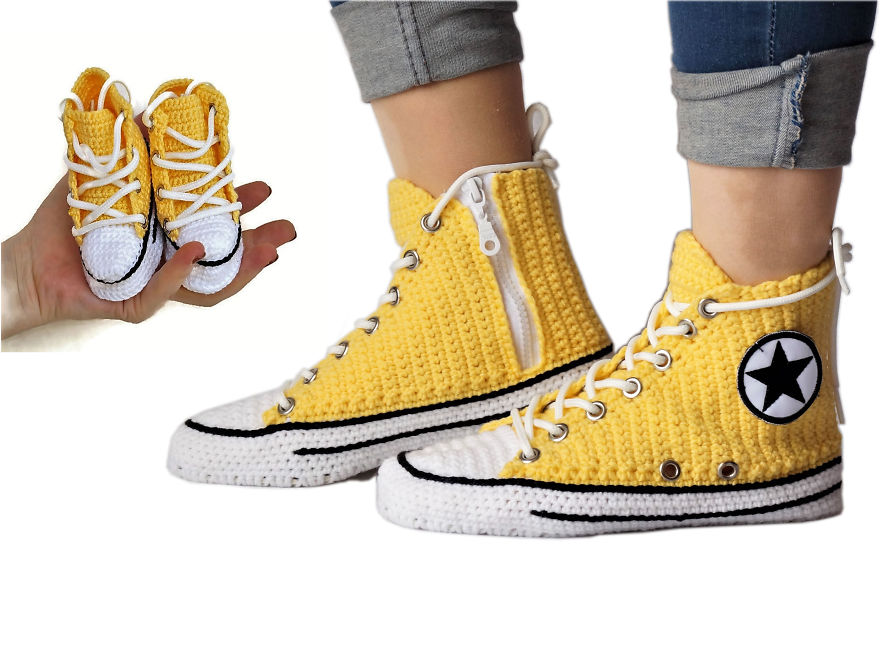 Matching Mommy And Daughter Shoes Outfits, Mother And Babies Matching Converse Crochet Slippers, Matching Father And Son Knitting Sneakers