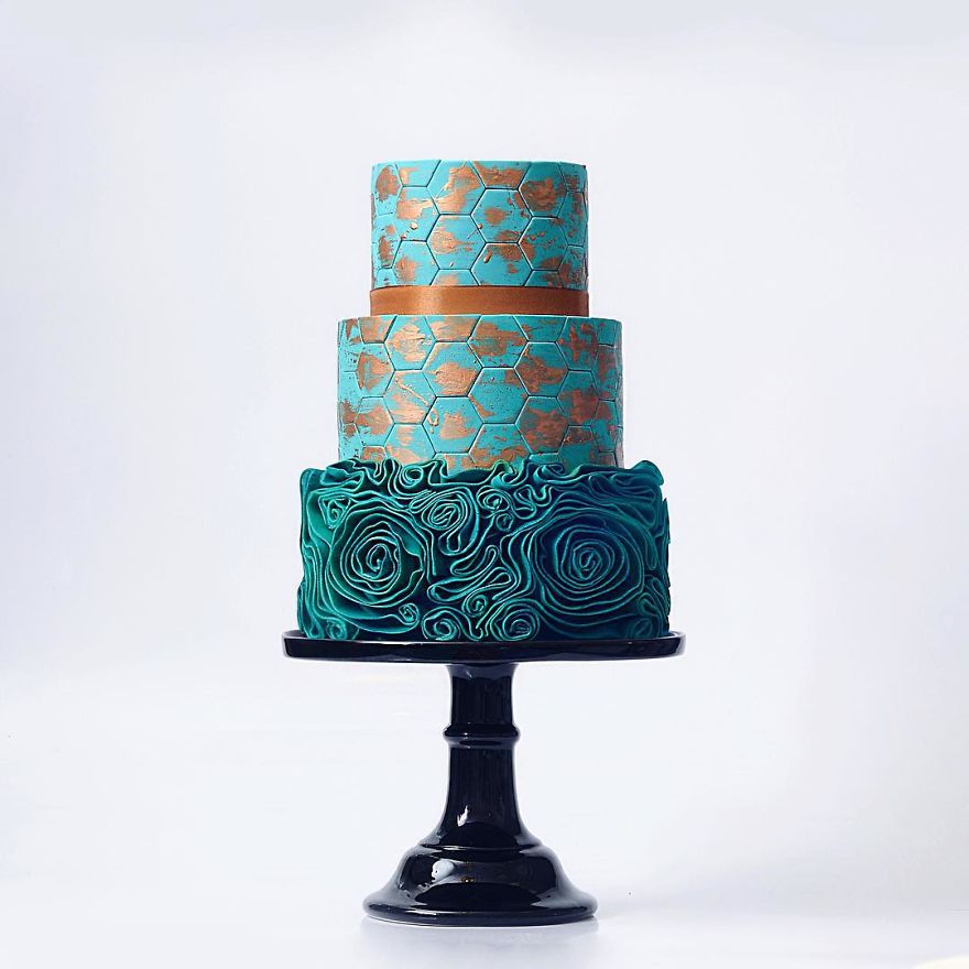 Russian Confectioners Make Elegant Cakes That Look More Like They Came Out Of A Fairy Tale