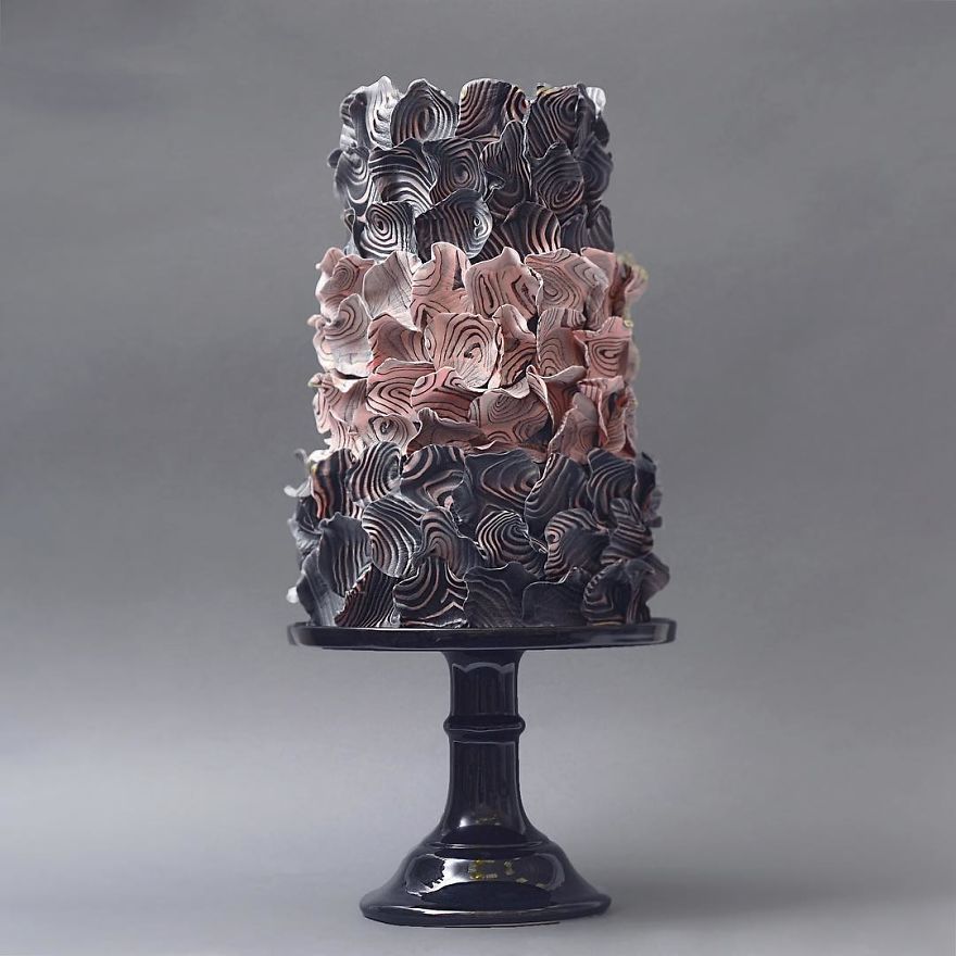Russian Confectioners Make Elegant Cakes That Look More Like They Came Out Of A Fairy Tale