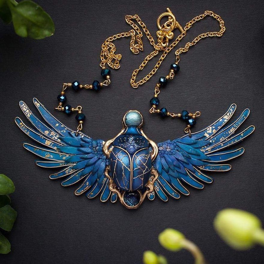 The Mysterious And Surrealistic Jewels Of This Designer Will Lead You To Wonder What Is Behind Each One