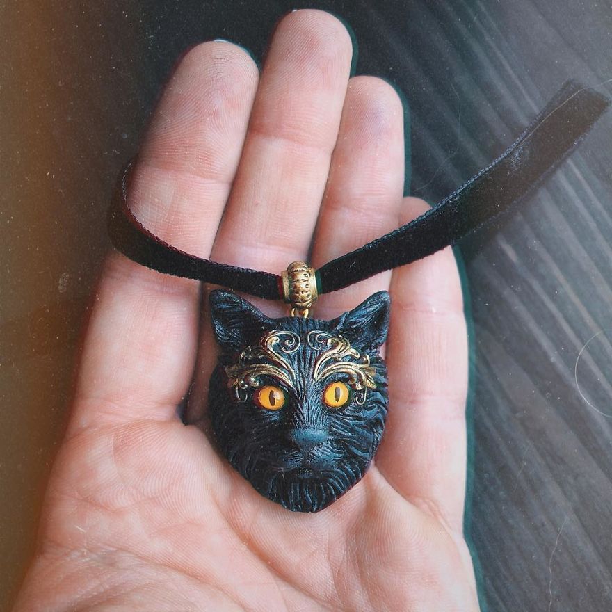 The Mysterious And Surrealistic Jewels Of This Designer Will Lead You To Wonder What Is Behind Each One