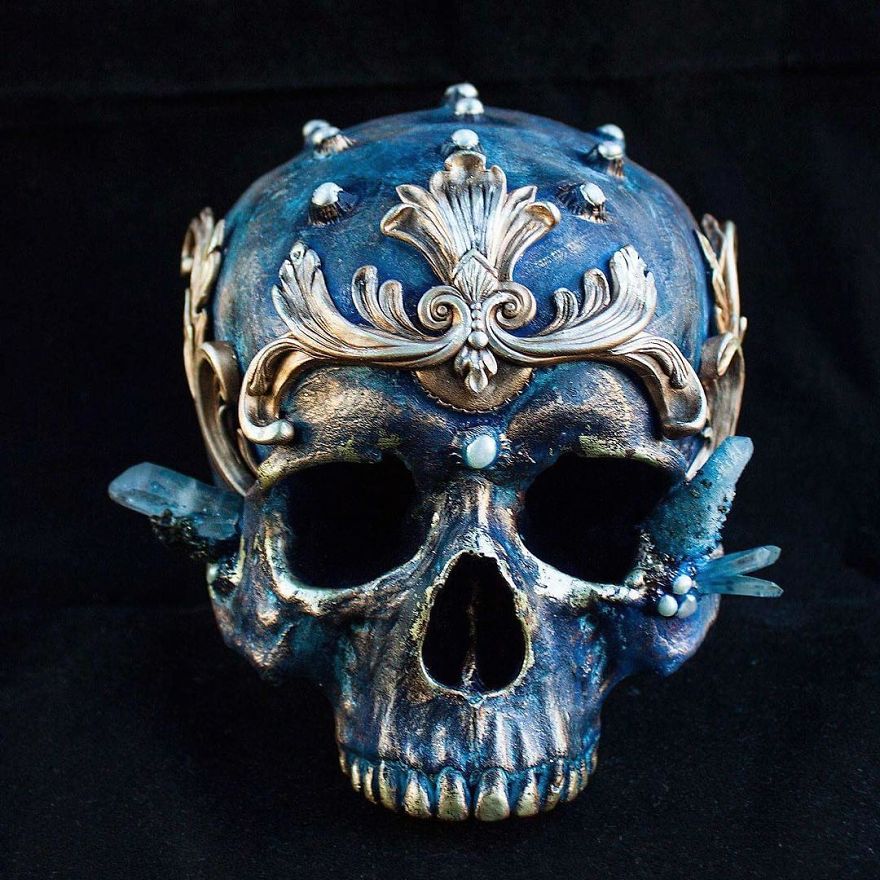 The Mysterious And Surrealistic Jewels Of This Designer Will Lead You To Wonder What Is Behind Each One