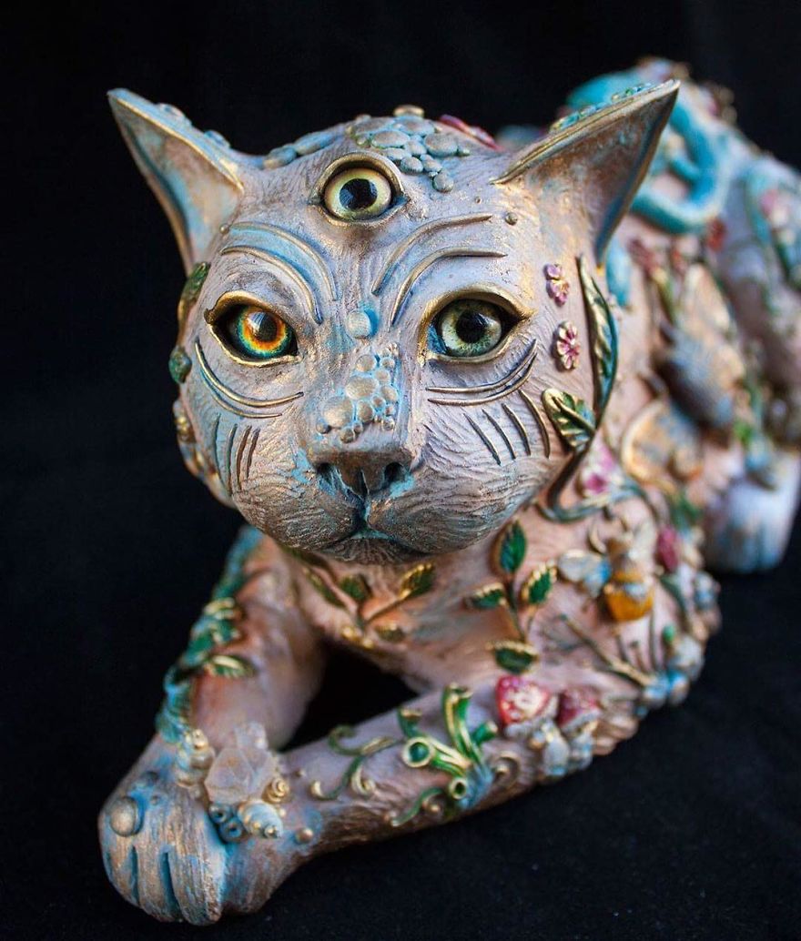 The Mysterious And Surrealistic Jewels Of This Designer Will Lead You To Wonder What Is Behind Each One