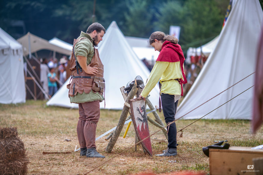 Time Machine In Serbia: Let's Meet The Knights Time Machine In Serbia: Let's Meet The Knights
