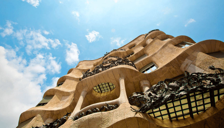 The Top 7 Cities Where You Are Most Likely To Be Pickpocketed