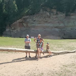 kristisumberg_1 avatar