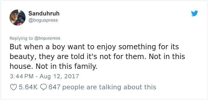 Clown Shames A Mother Who Wouldn’t Let Her Son Get A Butterfly Painted On His Face But Instead Asked For Skull And Crossbones Clown Shames A Mother Who Wouldn’t Let Her Son Get A Butterfly Painted On His Face But Instead Asked For Skull And Crossbones