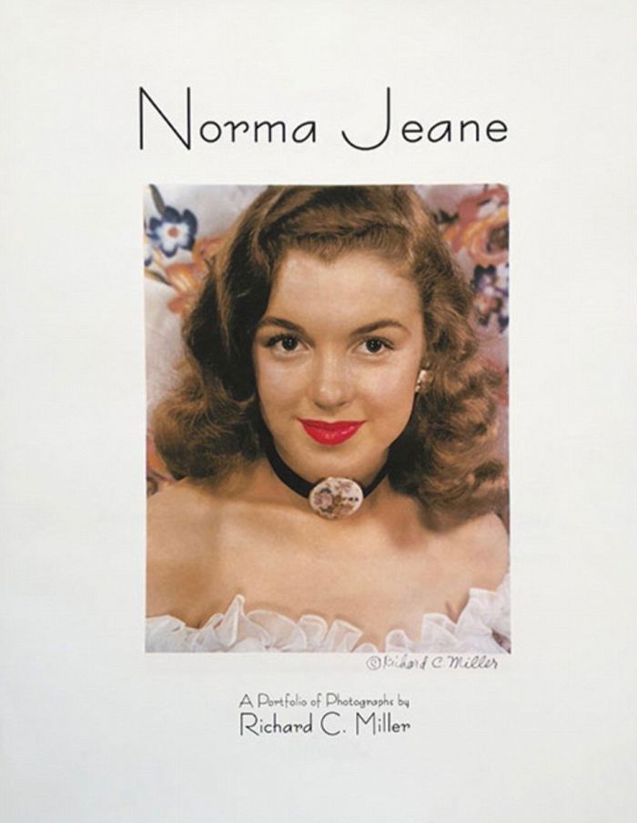 Rare Photos Of Marilyn Monroe Taken Before Her Worldwide Fame Show Her Modeling In Pinup Style