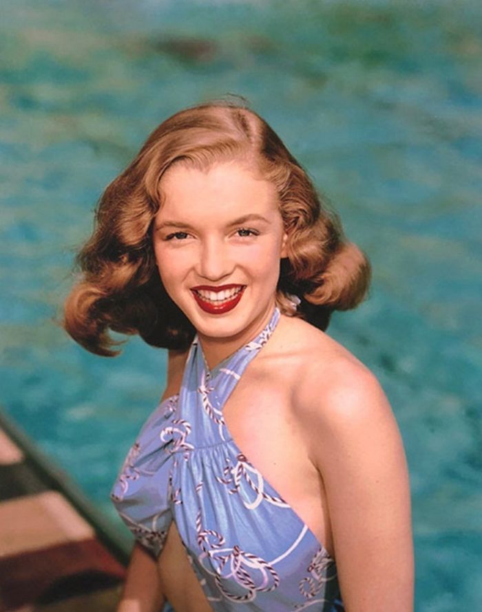 Rare Photos Of Marilyn Monroe Taken Before Her Worldwide Fame Show Her Modeling In Pinup Style