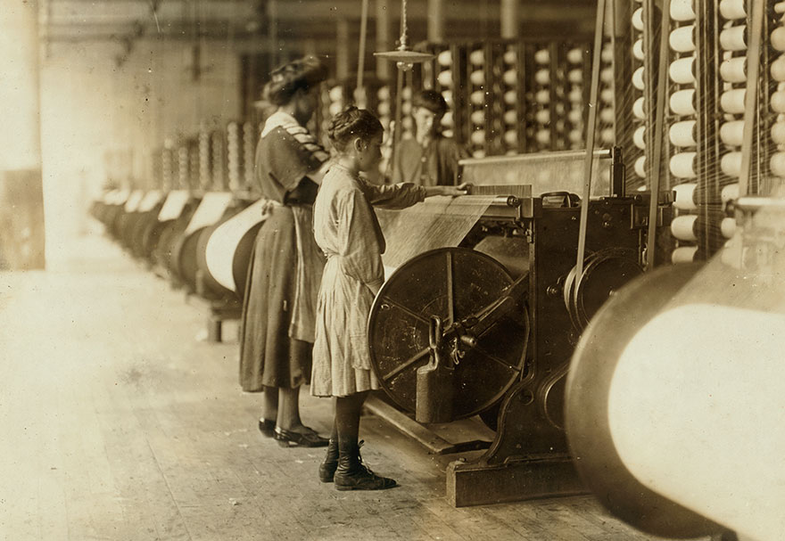 Girls Running Warping Machines In Loray Mill, Gastonia, N.c. Many Boys And Girls Much Younger. Location: Gastonia, North Carolina