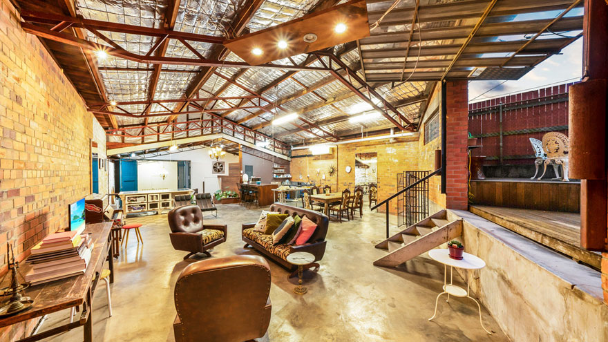 old-warehouse-home-brisbane-australia2