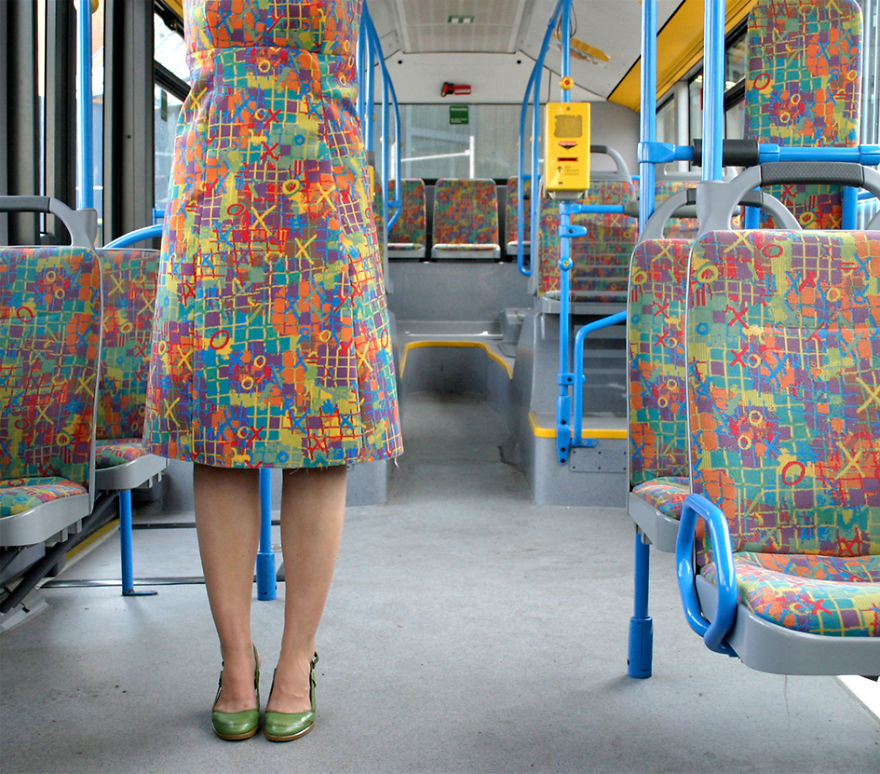 People Probably Weren't Expecting To See This Case Of Perfect Urban Camouflage When They Took Public Transport