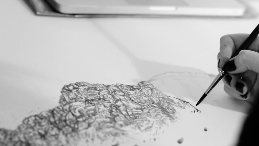 Artist Paints Mountains To Praise God