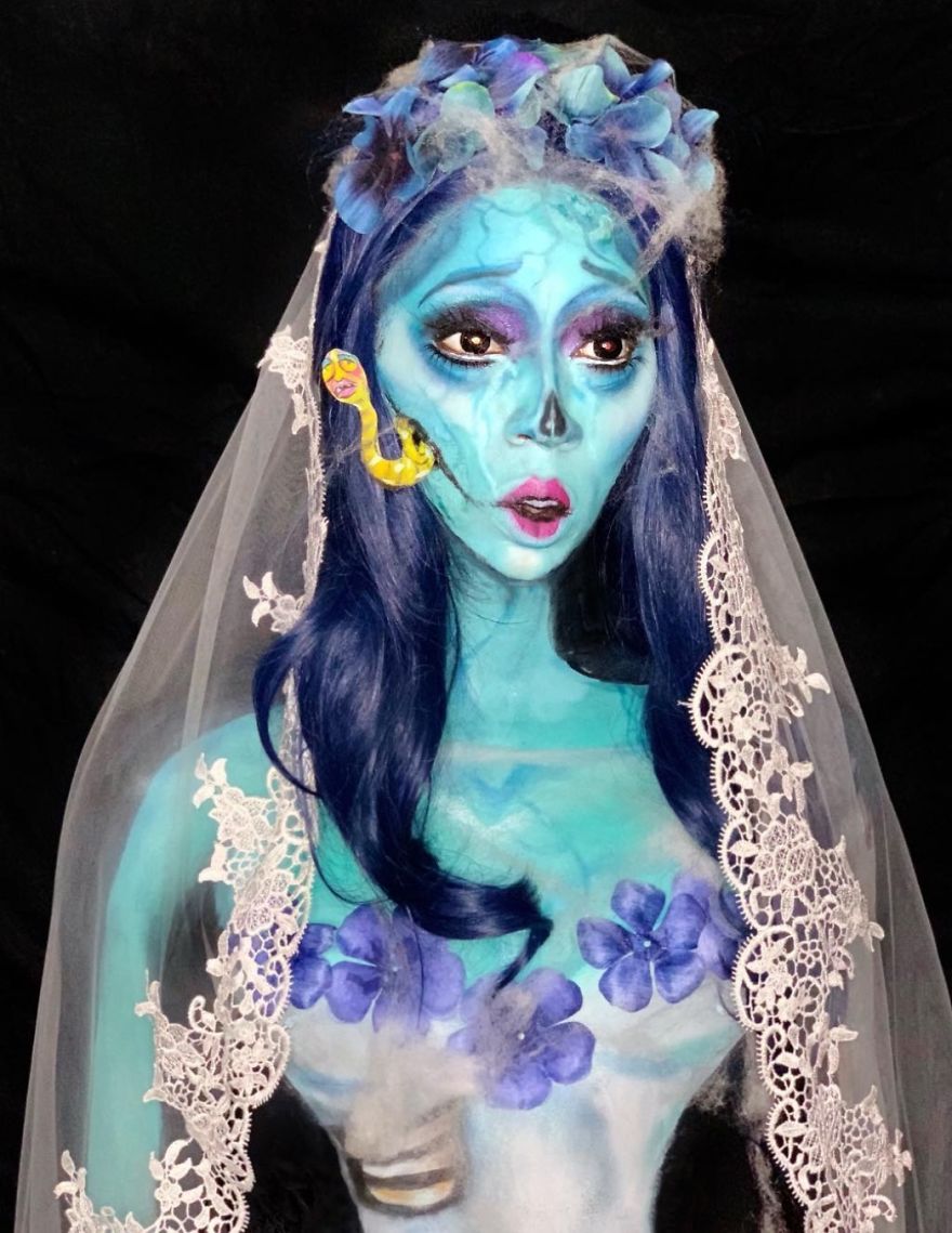 This Drag Queen Is So Good With Makeup He&rsquo;ll Leave You Speechless