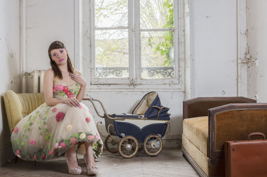 I Capture My Girlfriend In Thrilling Abandoned Locations Across Europe I Capture My Girlfriend In Thrilling Abandoned Locations Across Europe