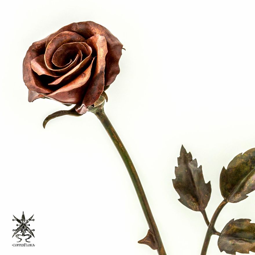 We Make Realistic Sculptures From Recycled Copper