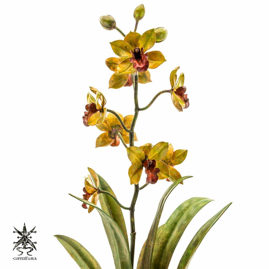 We Make Realistic Sculptures From Recycled Copper