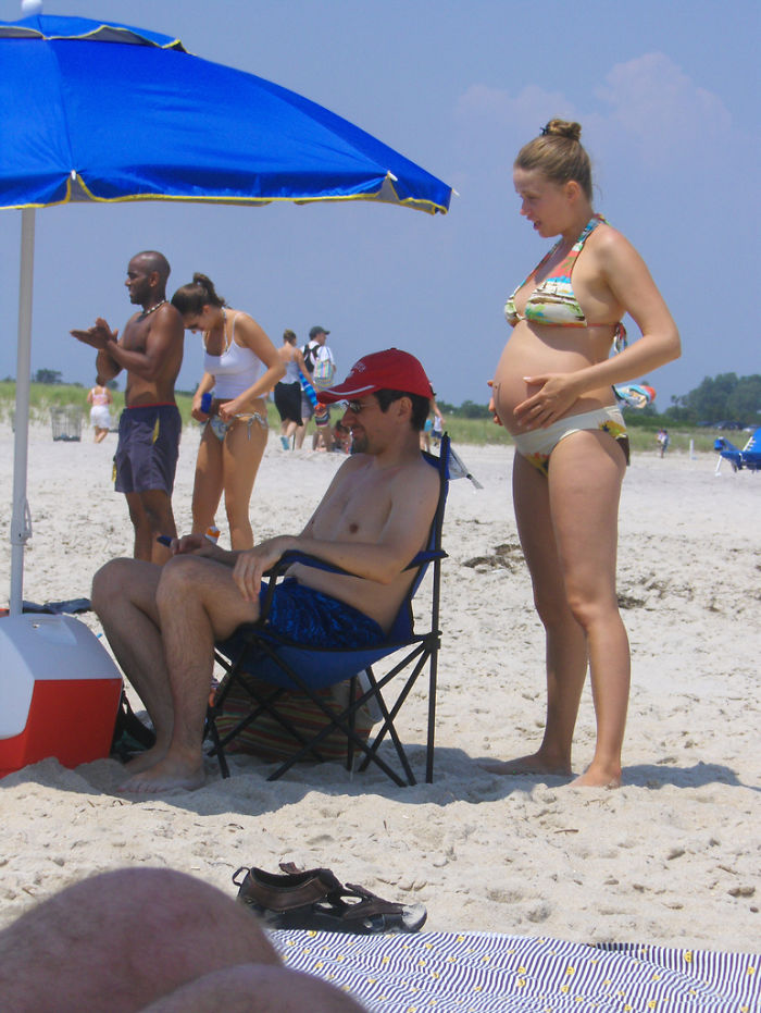 Pretending To Not See An Old Or Pregnant Person