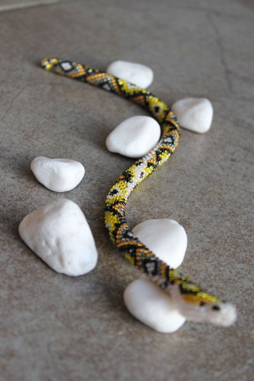 I Create Wearable Bead Crochet Art