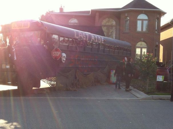 Neighbor`s Halloween Decoration