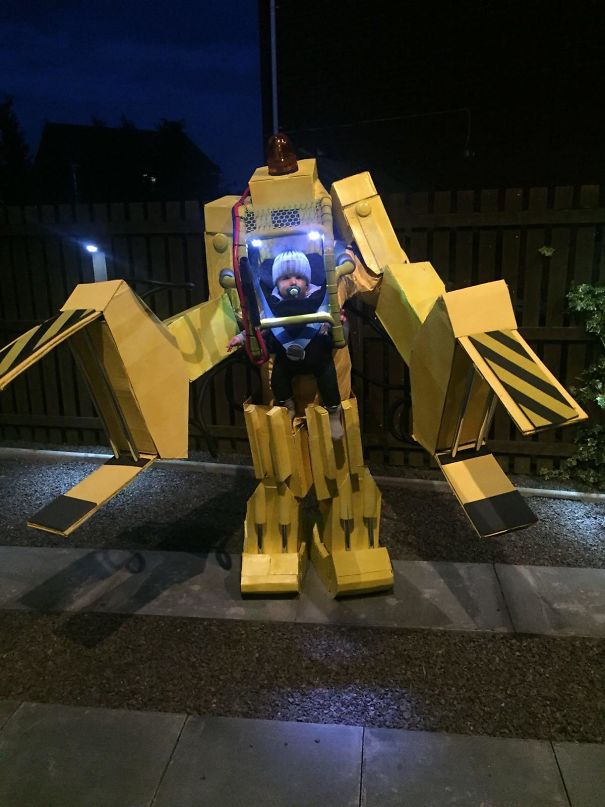 Aliens Power Loader - 1st Halloween