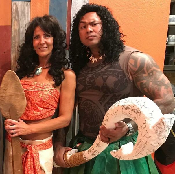 My Stepdad Really Pulled Off His Maui Costume
