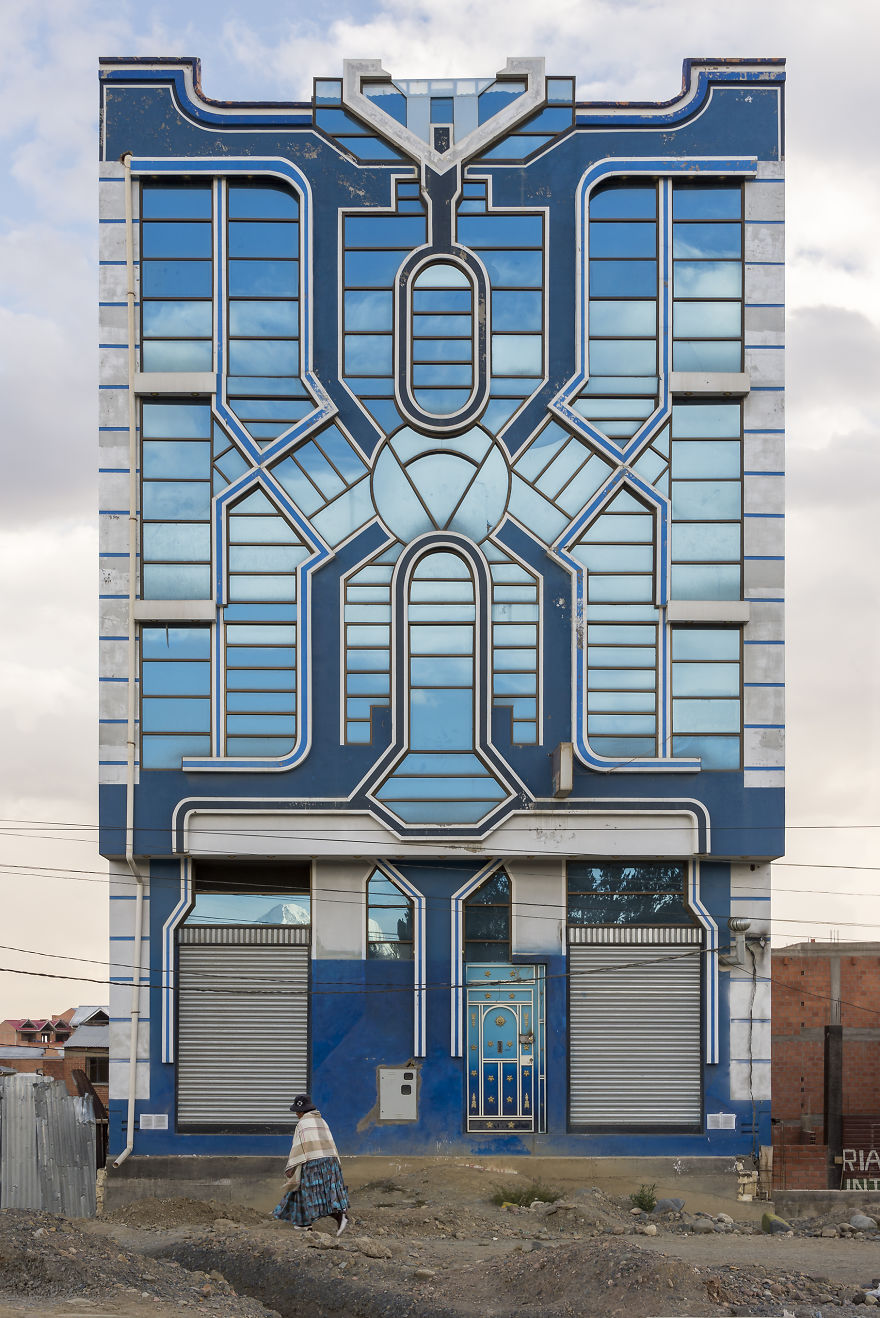 Cholet - Copyright © Yuri Segalerba, All Rights Reserved