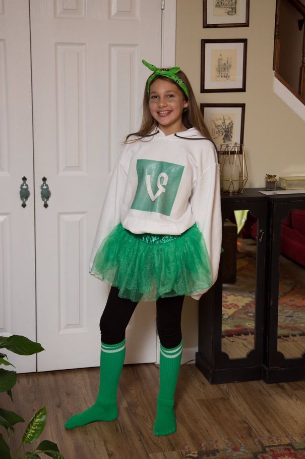 My Sister Told Me She Dressed Up As A Zombie For Halloween And Then Sent Me This Pic