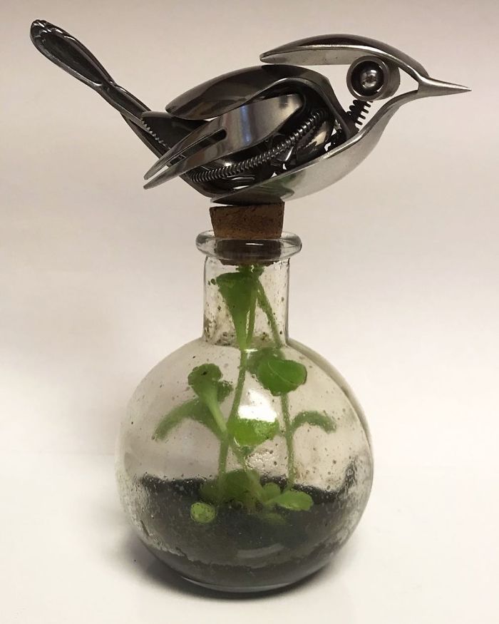 Artist Makes Sculptures With Cutlery And The Result Is Perfect