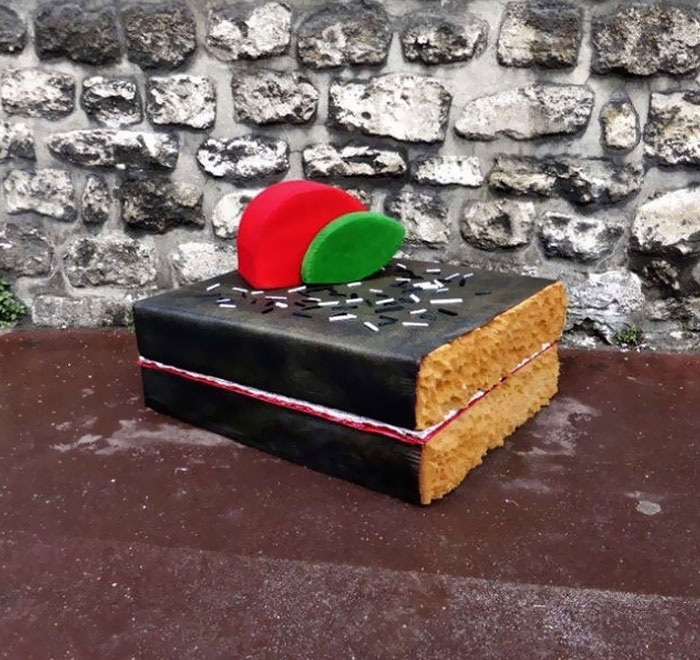 Artist Turns Abandoned Mattresses Into Food Sculptures