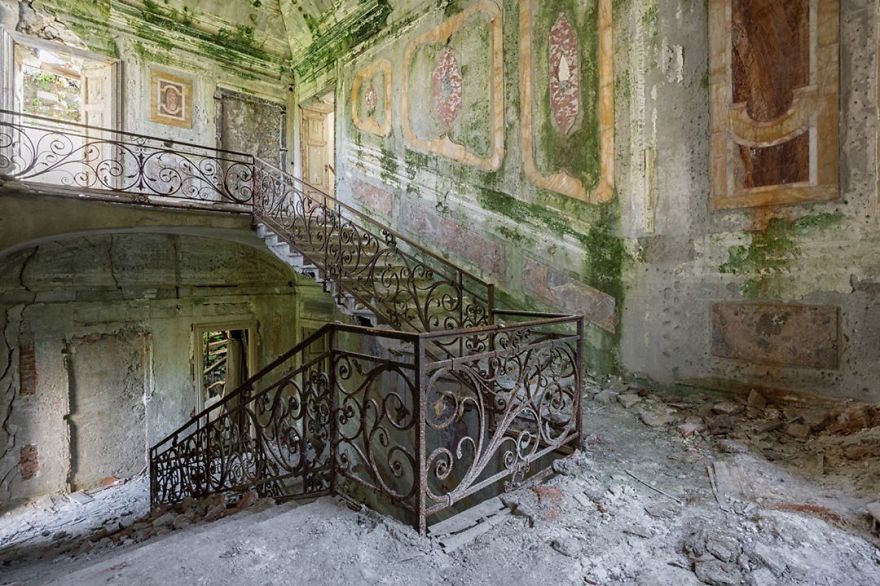 Abandoned Villa In Italy