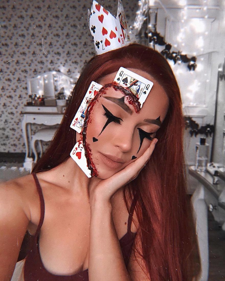 I Transform Myself With Halloween Makeup