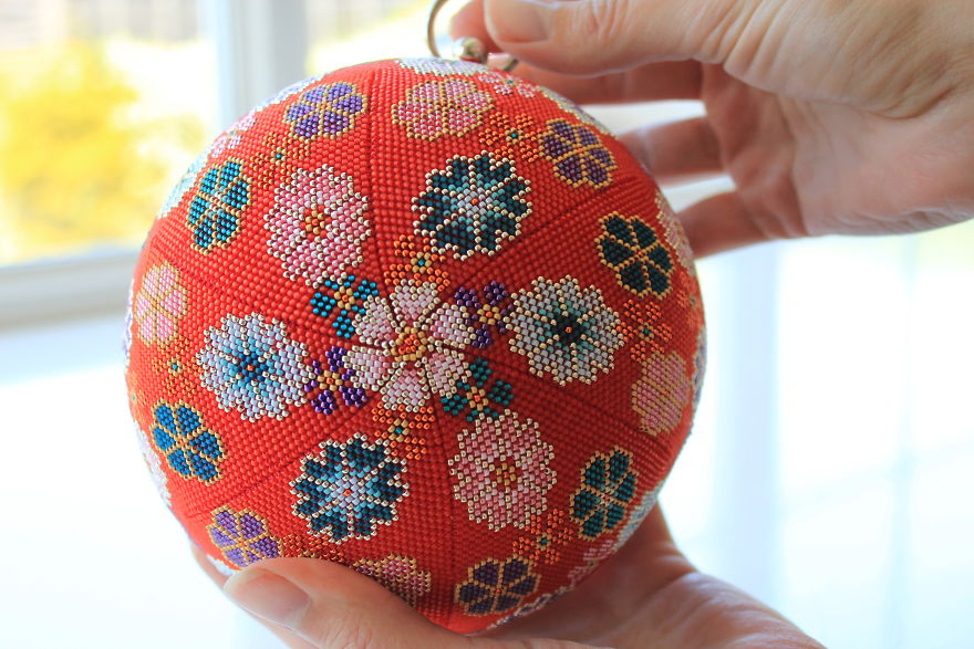 I Create Wearable Bead Crochet Art