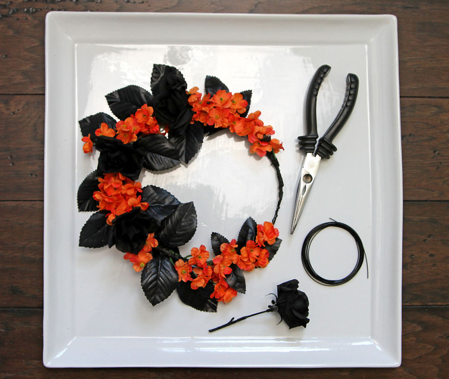 DIY Halloween Flower Crown DIY Halloween Flower Crown