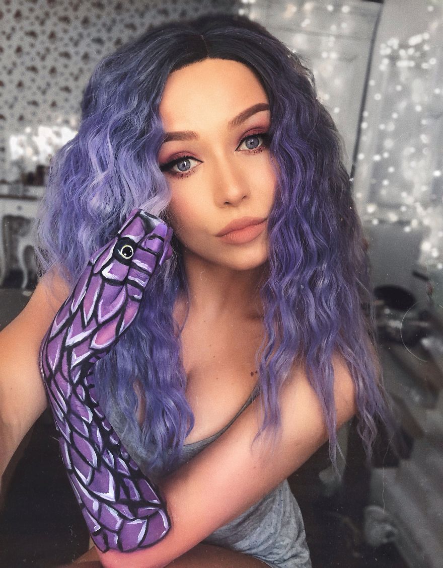 I Transform Myself With Halloween Makeup