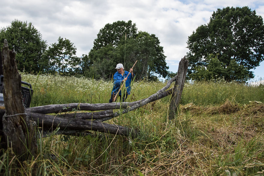 I Met A 73-Year-Old Woman Living Alone On The Edge Of Civilization And This Is Her Story I Met A 73-Year-Old Woman Living Alone On The Edge Of Civilization And This Is Her Story