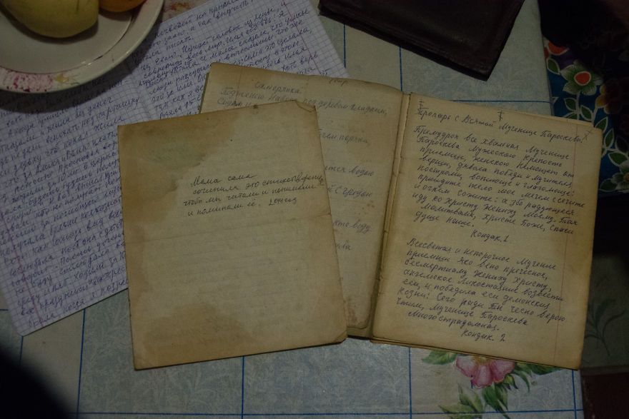 I Met A 73-Year-Old Woman Living Alone On The Edge Of Civilization And This Is Her Story I Met A 73-Year-Old Woman Living Alone On The Edge Of Civilization And This Is Her Story