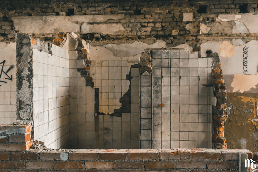 We Spend All Day On Urbex In An Old Paper Factory