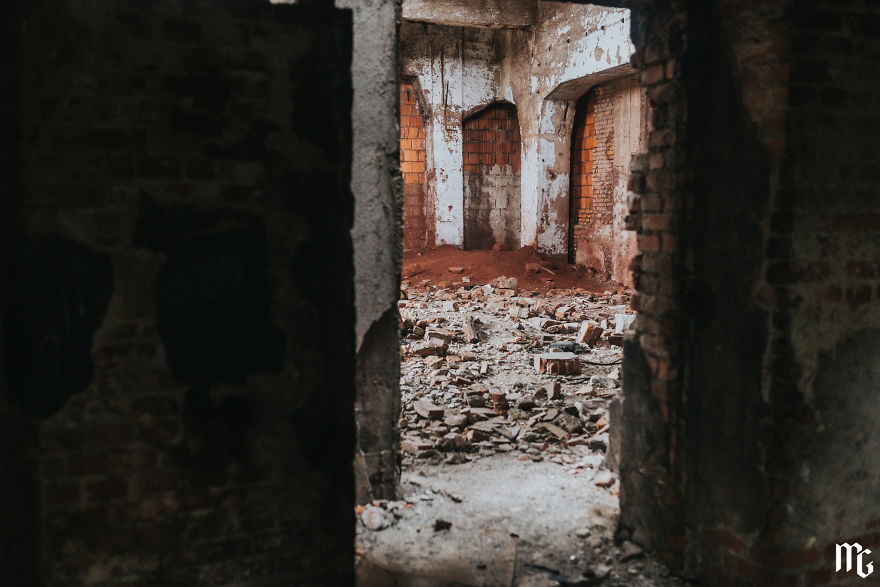 We Spend All Day On Urbex In An Old Paper Factory