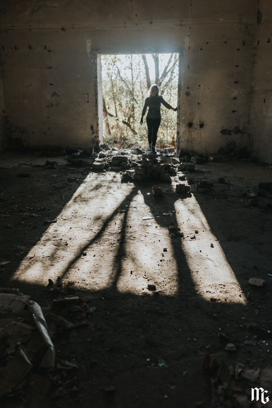 We Spend All Day On Urbex In An Old Paper Factory
